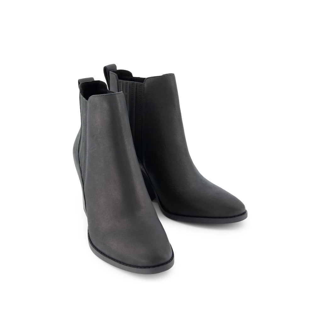 Noa Ankle Boot - All Black Leather Front View