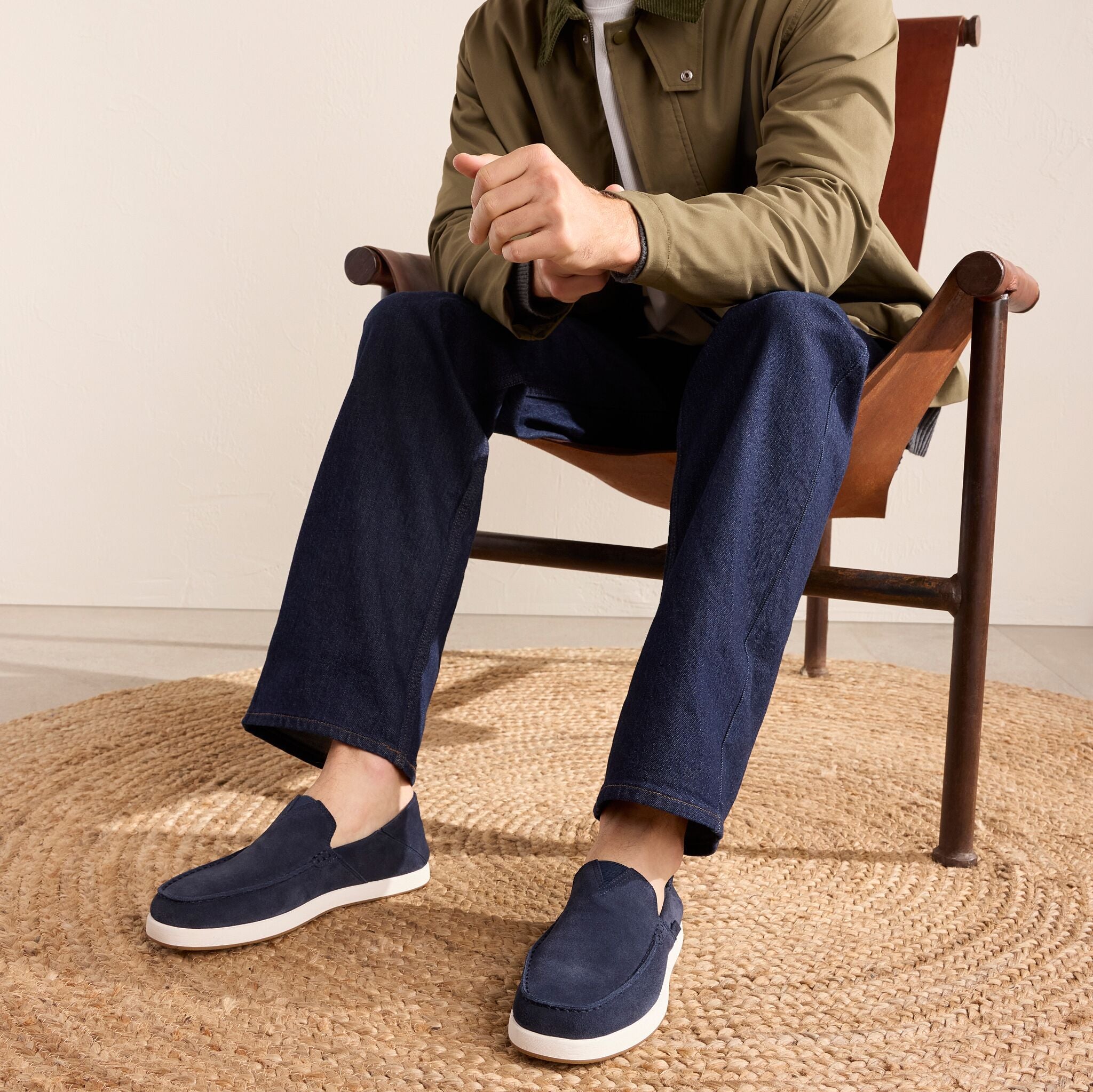 On model image of the Mens Alonso Loafer Navy Suede