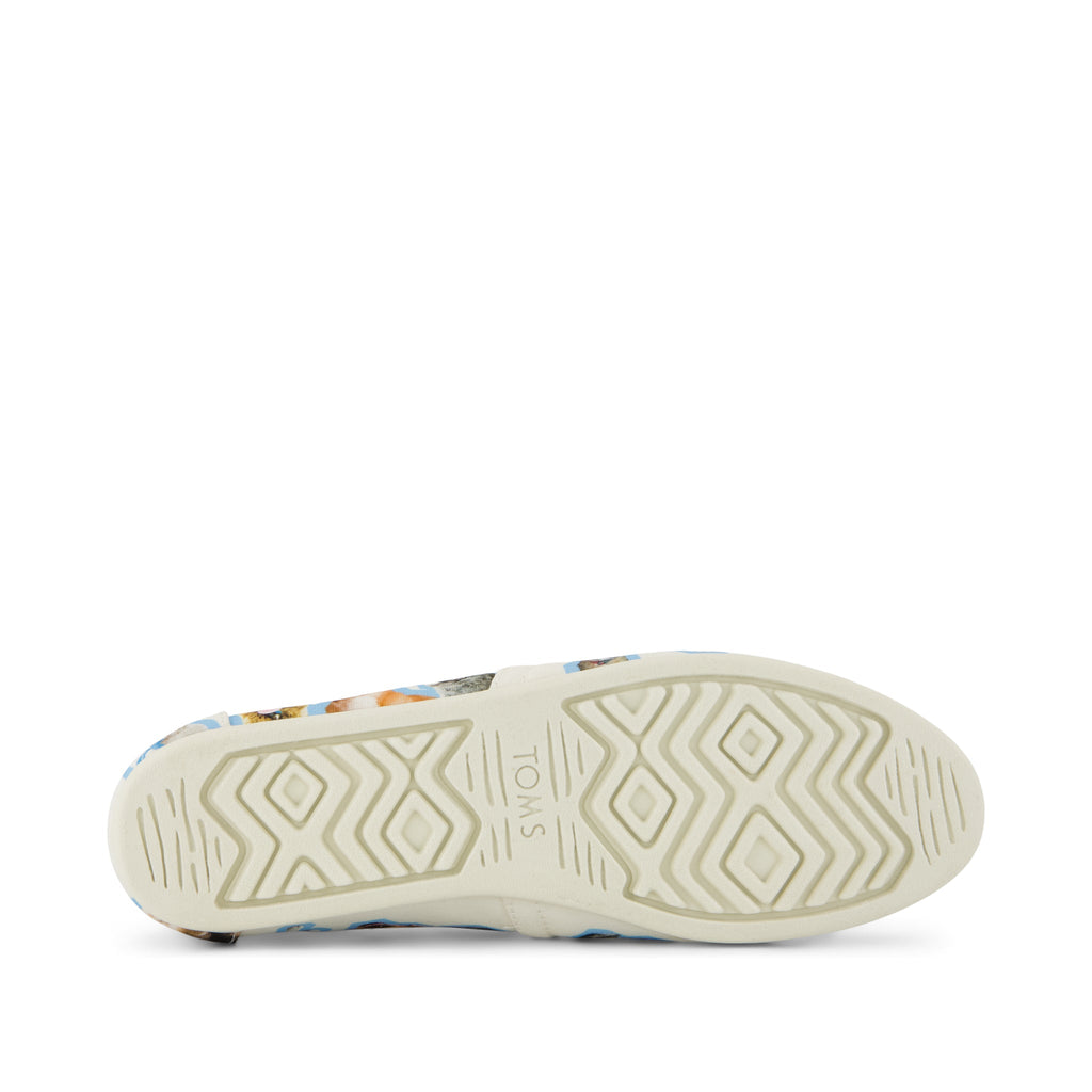 Alpargata Classic - Egret Recycled Canvas Dogs Print Bottom Sole View