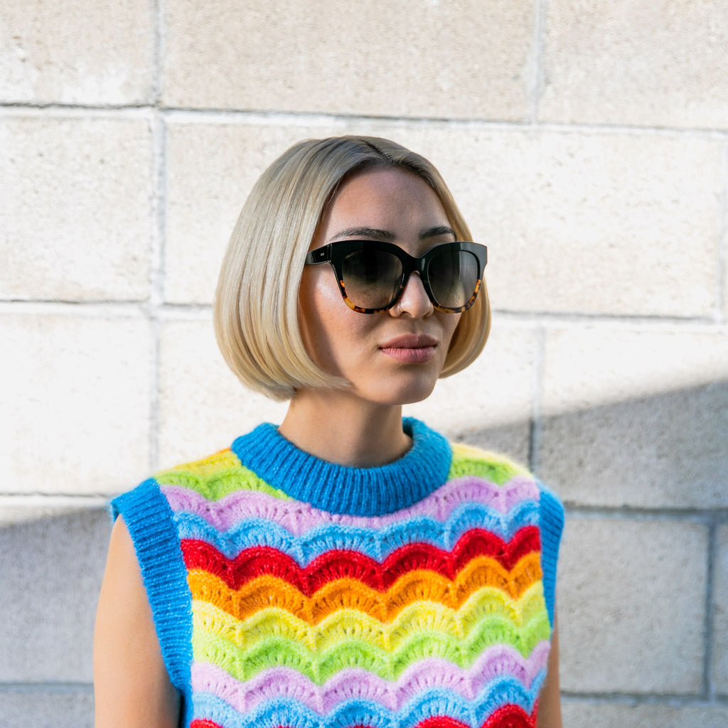 Women's Women's Sloane Black Tortoise Fade Handcrafted Sunglasses on model image