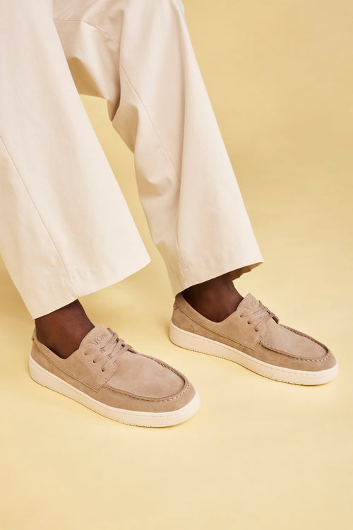 trvl lite london moc toe boat shoe loafer in tan suede up close on model
