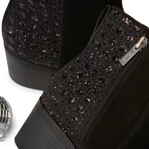 Up close detail shot of the geometric sparkle Delilah Boot